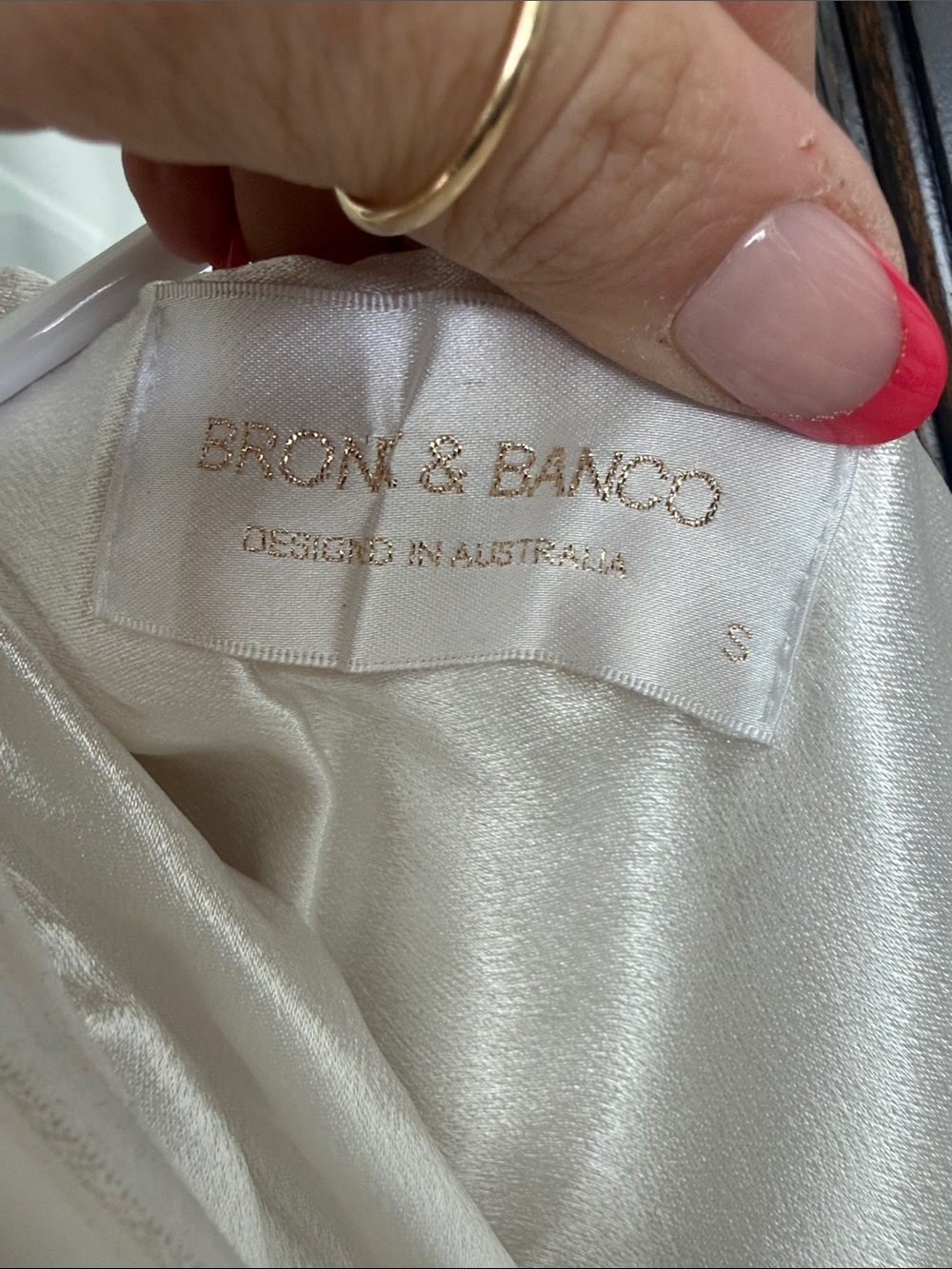 Bronx and Banco Stella Elegant One-Shoulder Cream Bridal Gown Small Summer Gown - Picture 6 of 11